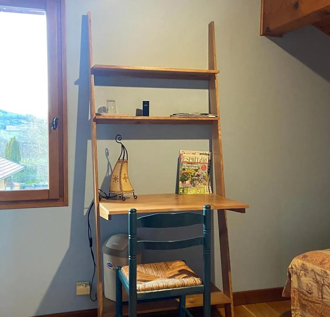 Guest house Chambre Dans Maison Campagnarde Presilly
